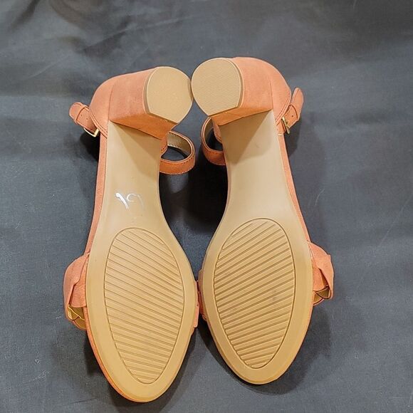 BRAND NEW WHITE MOUNTAIN OPEN TOE WOMEN"S SANDAL - Picture 13 of 14